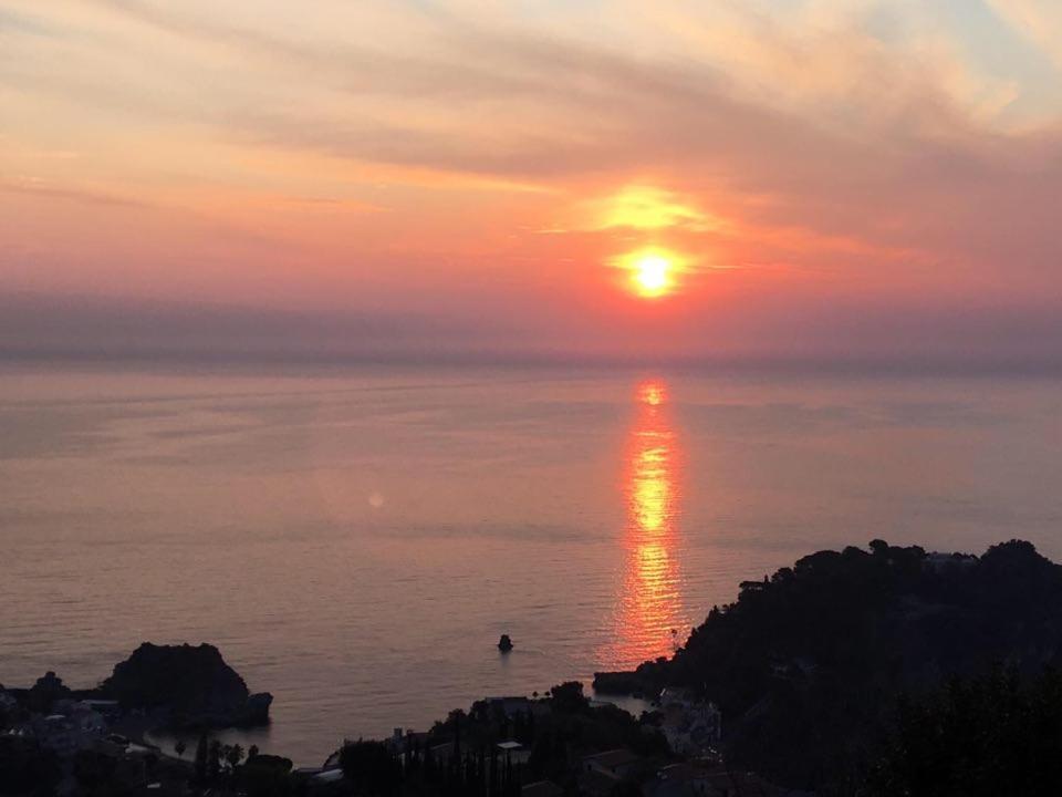 Blue Sky House Bed and Breakfast Taormina Eksteriør billede