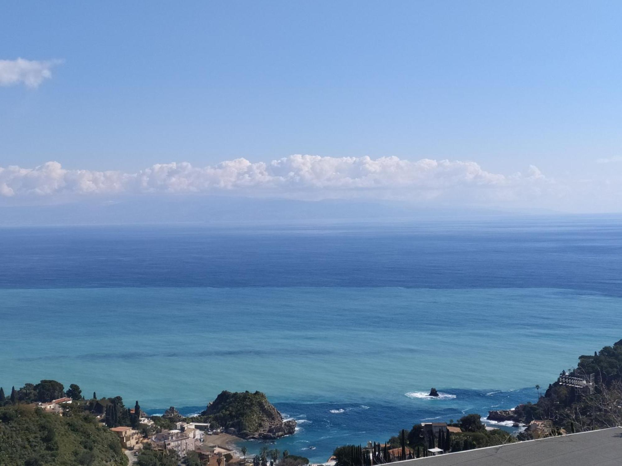 Blue Sky House Bed and Breakfast Taormina Værelse billede